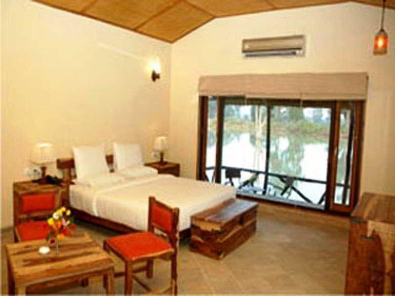 Tiger Lagoon Hotel Bandhavgarh National Park Exterior foto