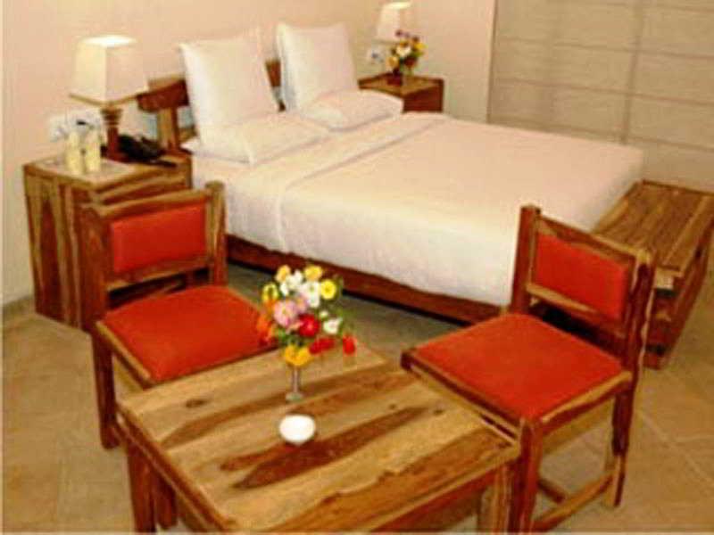 Tiger Lagoon Hotel Bandhavgarh National Park Exterior foto